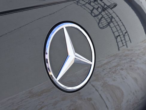 Used 2019 Mercedes-Benz GLC 300 4MATIC Coupe image 11