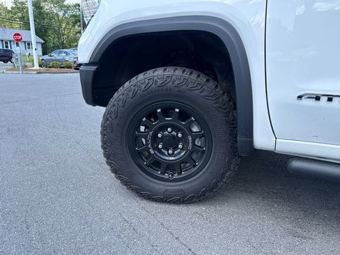 Used 2024 GMC Sierra 1500 AT4X w/ AT4X AEV Edition AWD/4WD image 27