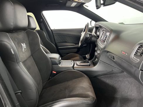 Certified 2022 Dodge Charger Scat Pack w/ Plus Group image 32