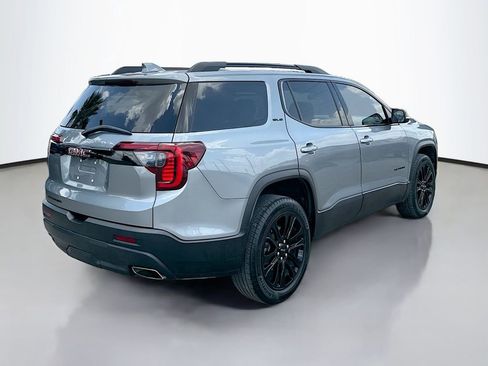 Used 2023 GMC Acadia SLE w/ Driver Convenience Package FWD image 7