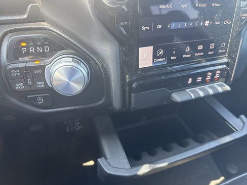 Used 2023 RAM 1500 Laramie image 13