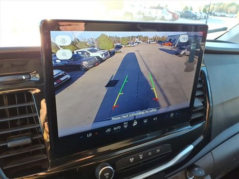 Used 2024 Ford Transit 350 XLT image 24