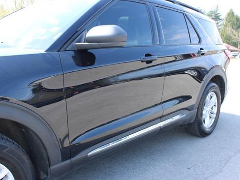 Used 2020 Ford Explorer XLT w/ Equipment Group 202A image 45