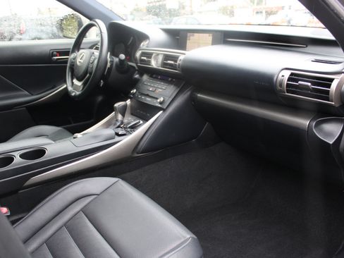 Used 2015 Lexus IS 250 image 15