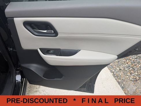 Used 2023 Nissan Rogue SL AWD/4WD image 51