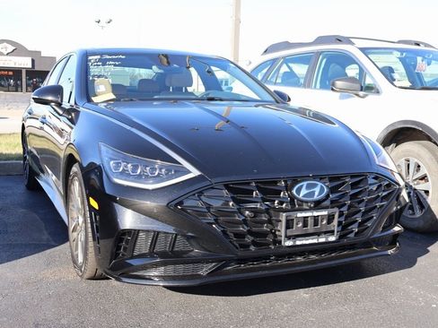 Used 2021 Hyundai Sonata Limited image 12