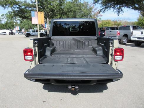 Used 2020 Jeep Gladiator Sport w/ Quick Order Package 24S image 6