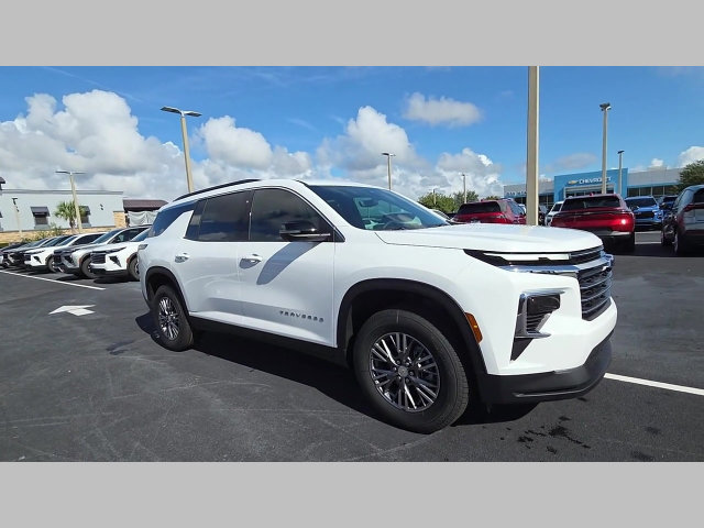 New 2027 Chevrolet Traverse LT w/ Driver Confidence Package FWD image 26