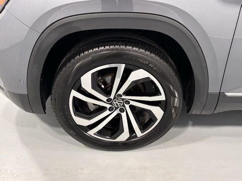 Used 2021 Volkswagen Atlas SEL Premium image 29