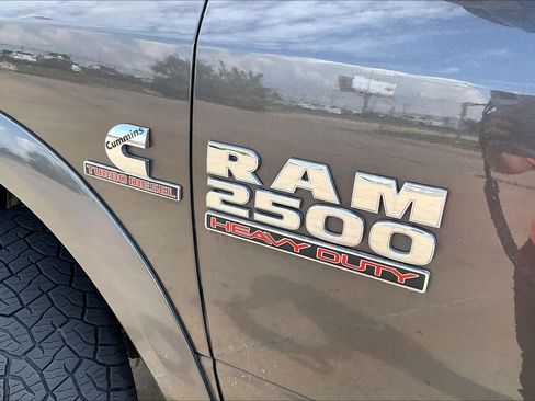 Used 2017 RAM 2500 Limited AWD/4WD image 32