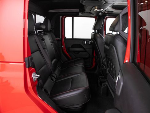 Used 2020 Jeep Gladiator Rubicon AWD/4WD image 12