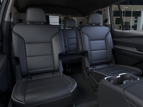 New 2026 Buick Enclave Preferred w/ LPO, Floor Liner Package image 17