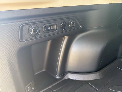 Used 2022 Subaru Forester Limited AWD/4WD image 10