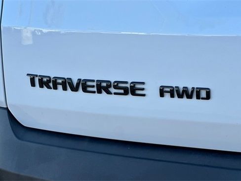Used 2023 Chevrolet Traverse RS w/ LPO, 'HIT The Road' Package image 38