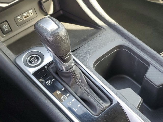 Used 2024 Nissan Sentra SV FWD image 28