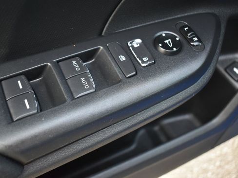 Used 2019 Honda Civic LX image 38