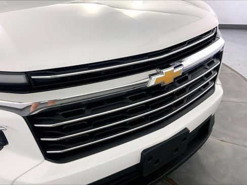 Used 2024 Chevrolet Traverse LT AWD/4WD image 28