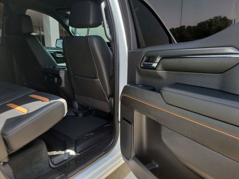 Certified 2024 GMC Sierra 1500 AT4 w/ Technology Package AWD/4WD image 26