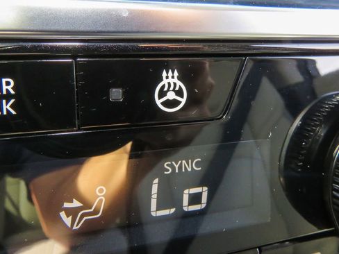 Certified 2023 Nissan Pathfinder SL image 20