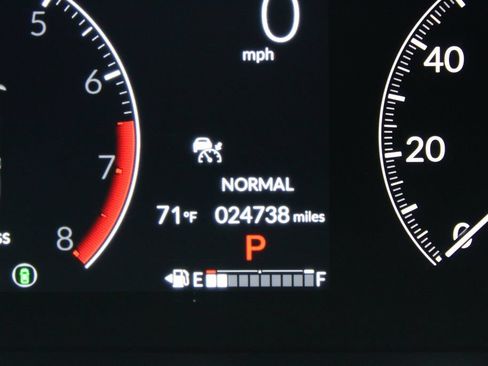Used 2023 Honda Pilot EX-L image 25