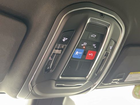 Used 2025 Jeep Grand Cherokee L Laredo AWD/4WD image 20