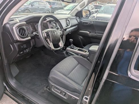Used 2023 Toyota Tacoma 4x4 Double Cab w/ Trail Edition image 10