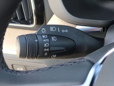 New 2026 Volvo XC60 T8 Plus w/ Protection Package Premier image 25