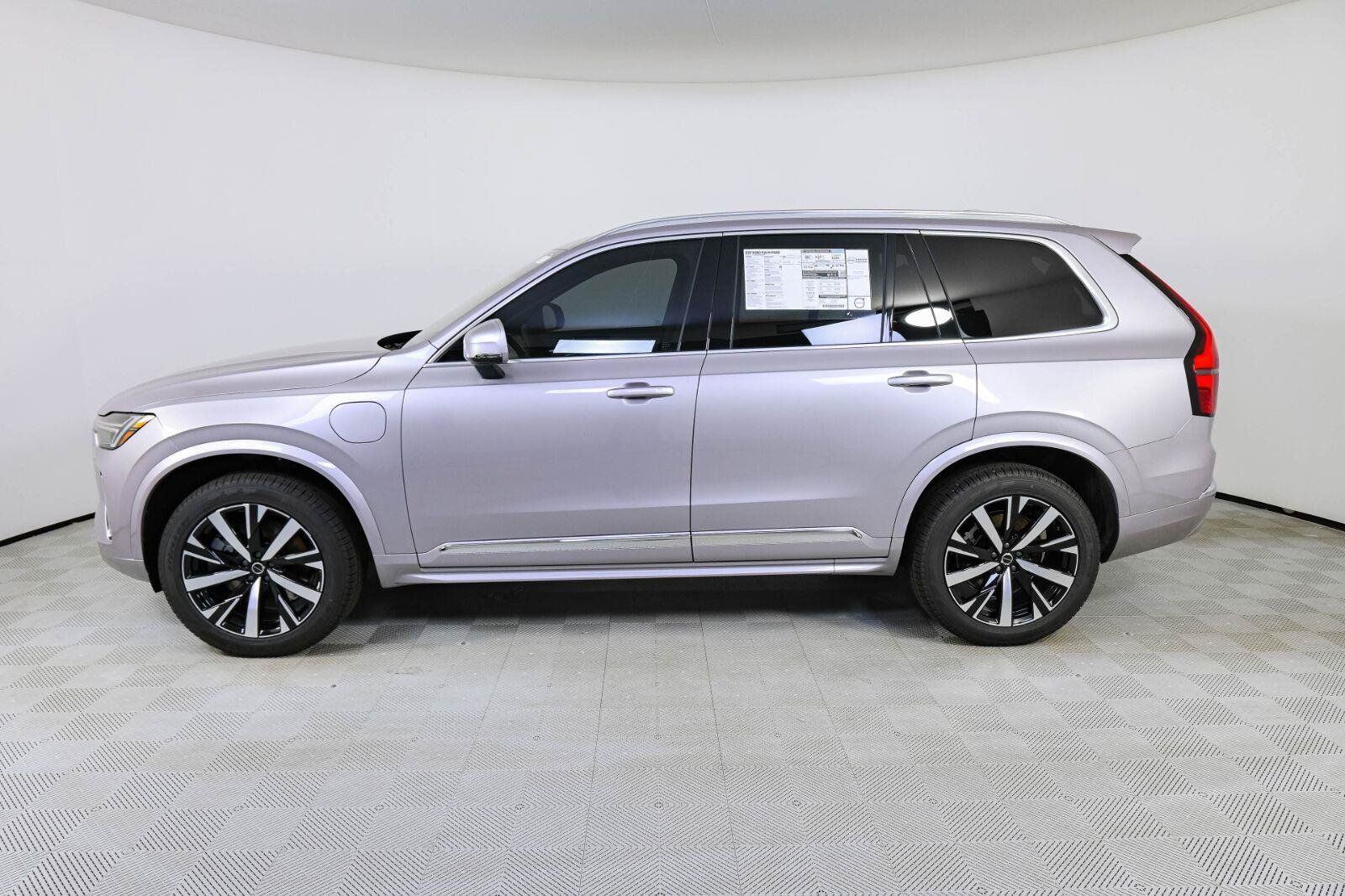 New 2026 Volvo XC90 T8 Core w/ Protection Package Premier AWD/4WD image 2