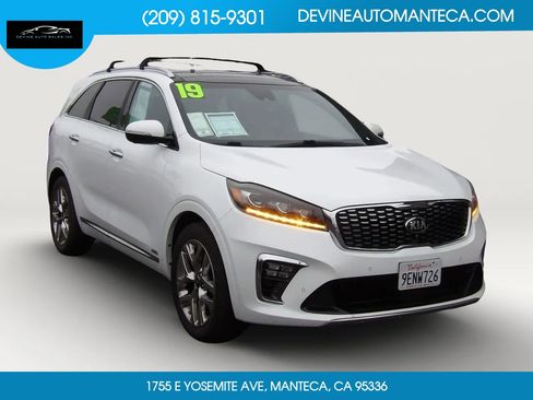 Used 2019 Kia Sorento SX image 1