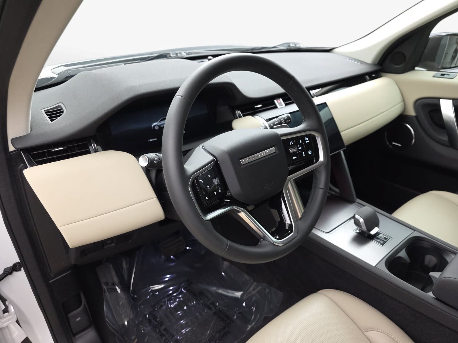Used 2025 Land Rover Discovery Sport S AWD/4WD image 13