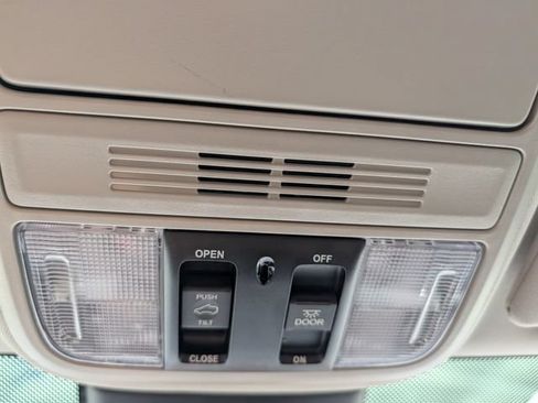 Used 2026 Honda Odyssey EX-L image 35