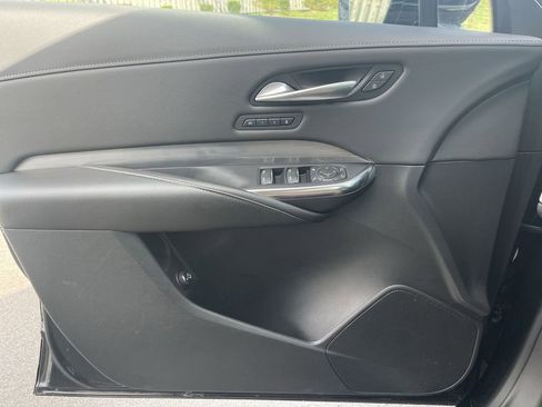 Certified 2025 Cadillac XT4 Premium Luxury image 34