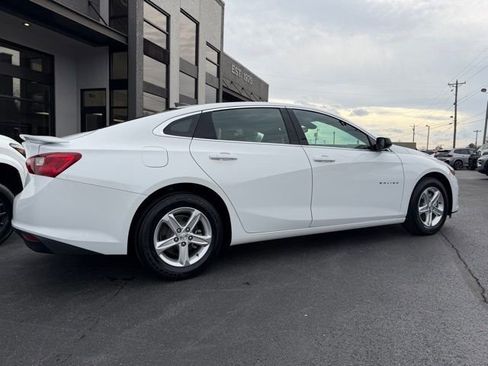 Used 2021 Chevrolet Malibu LS image 2