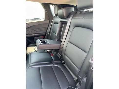 Used 2025 Ford Escape Platinum AWD/4WD image 16