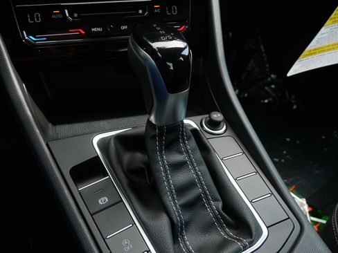 New 2025 Volkswagen Jetta S image 10