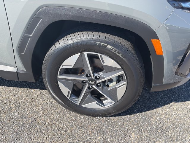 Used 2025 Hyundai Tucson SEL AWD/4WD image 11