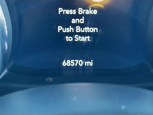 Used 2020 Jeep Gladiator Rubicon w/ LED Lighting Group AWD/4WD image 18