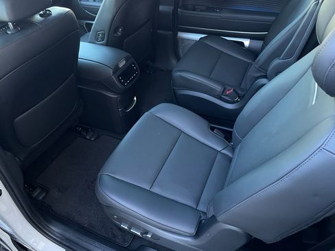 New 2026 Hyundai Ioniq 9 Limited image 14