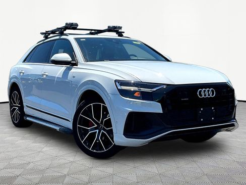 Used 2020 Audi Q8 Premium Plus w/ Premium Plus Package AWD/4WD image 3