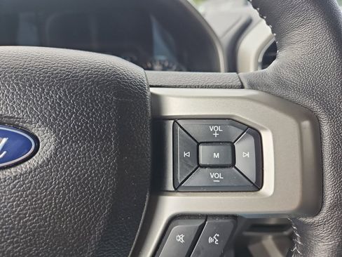 Used 2018 Ford F150 Lariat RWD image 19