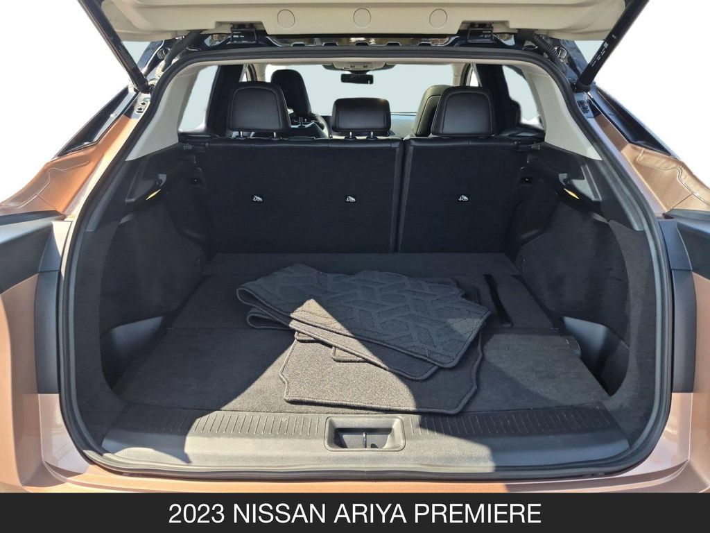 Used 2023 Nissan Ariya FWD image 25