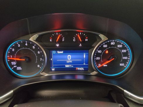 Used 2019 Chevrolet Equinox LT FWD image 23
