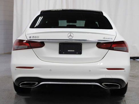 Used 2023 Mercedes-Benz E 350 4MATIC Sedan image 7