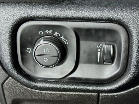 Used 2022 RAM 1500 Big Horn image 14