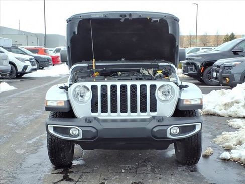 Used 2023 Jeep Gladiator Sport image 31