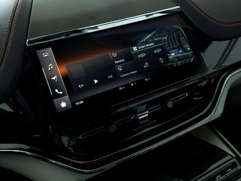 Used 2025 Aston Martin DBX 707 image 32