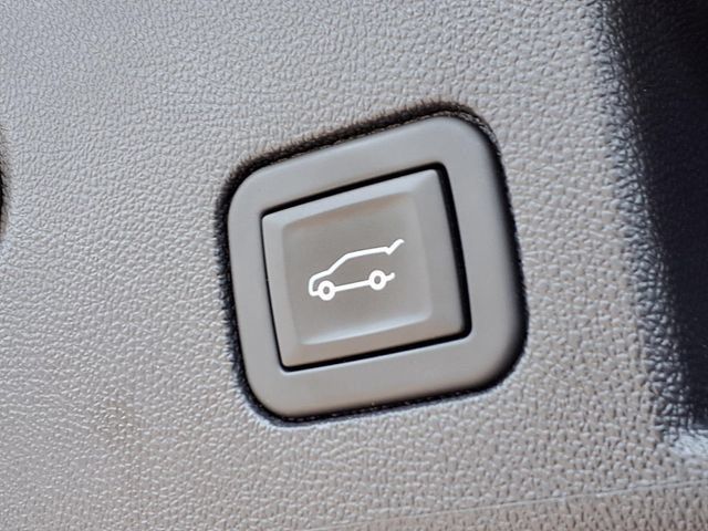 Used 2024 Chevrolet Equinox LT AWD/4WD image 23