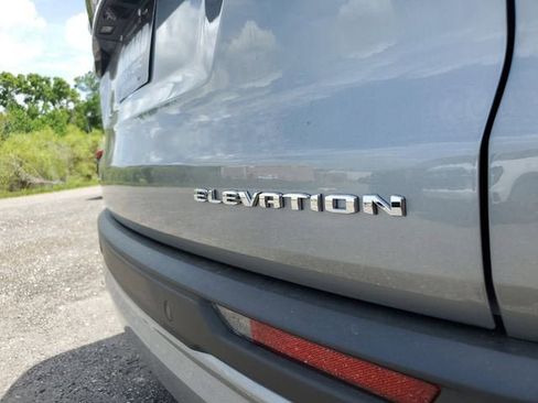 New 2026 GMC Acadia Elevation image 9