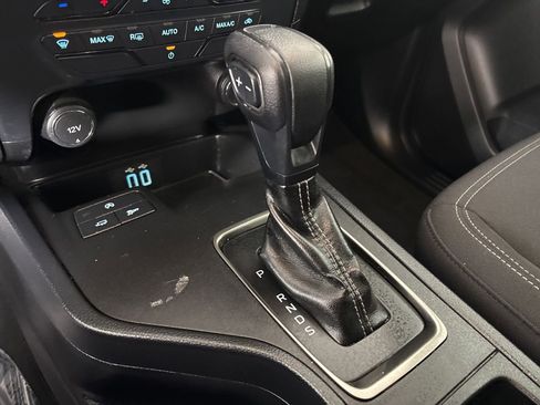 Used 2021 Ford Ranger XLT image 18