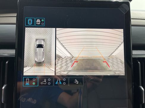 New 2026 GMC Acadia Elevation w/ Elevation Premium Package FWD image 11